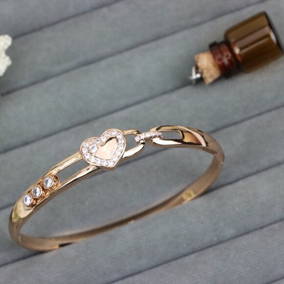 Rose Gold Bangle with Crystal Heart Center, XPBL0579 - Picture 1 of 12